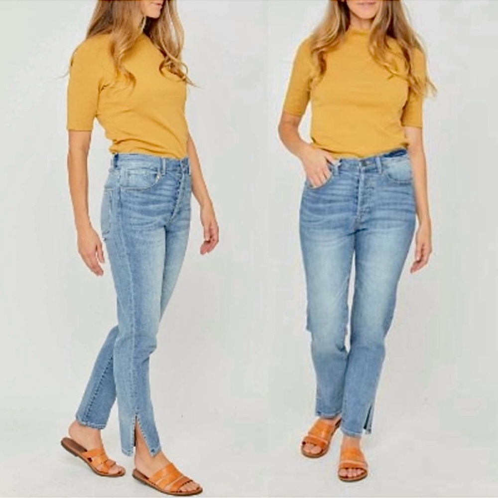 Classic Light Blue Ankle Jeans